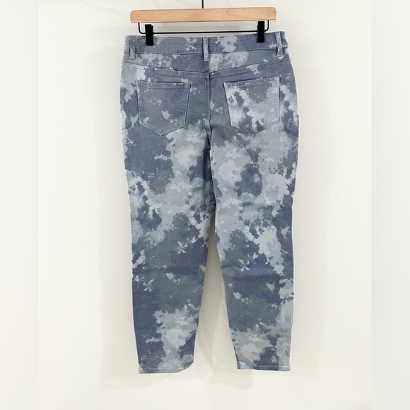 LOGO By Lori Goldstein Printed Stretch Twill Pants Blue Size 10 Petite - Picture 6 of 6